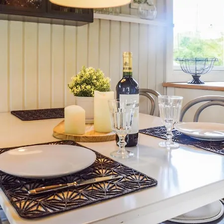 Two-bedroom Holiday In Semesterbostad *