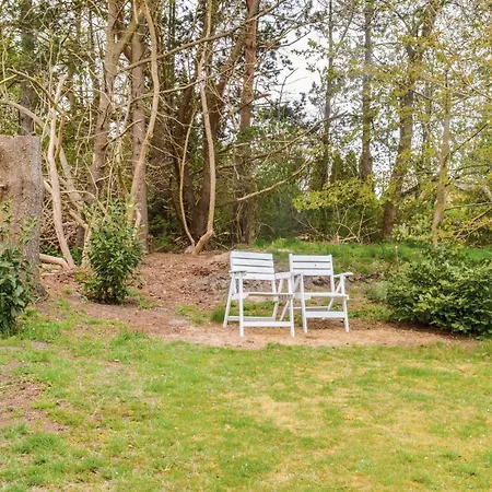 Two-bedroom Holiday In Semesterbostad *